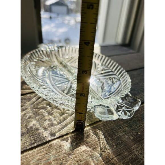 Anchor Hocking 2 Part Relish Dish Clear Divided Sides Clear Cut Glass Vintage - Picture 7 of 8